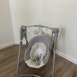Graco Slim Spaces Compact Baby Swing, Adjustable Height, Reign