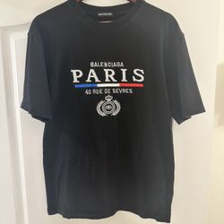 Balenciaga T-Shirt - Size M