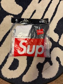 Supreme socks