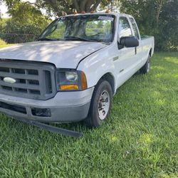 2005 Ford F250 Super duty 6.0 Turbo Diesel  For Parts Or Repair 