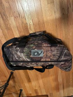 Like New! AO camo Cooler Mossy Oak Expedition Pack cooler