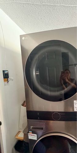 LG stacked washer & dryer combo