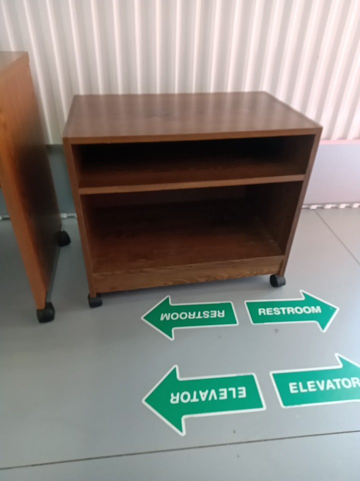 Laminate Wood Finish on Particle Board Office End Mini Table