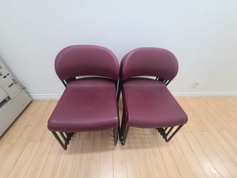 10 Chairs