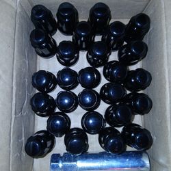 1/2 "Lugnuts Socketkey Included 