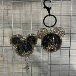 Badge Reels And Keychains 