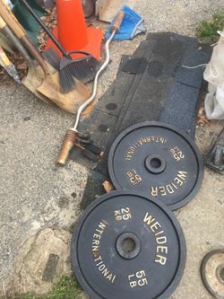 Olympic curl bar 2x55lb plates 2” holes