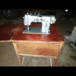 Sewing machine year 1926