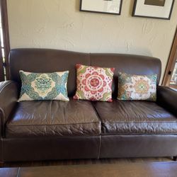 Pottery Barn Manhattan Leather Sofa