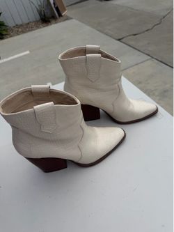 Chinese laundry cow girl boots