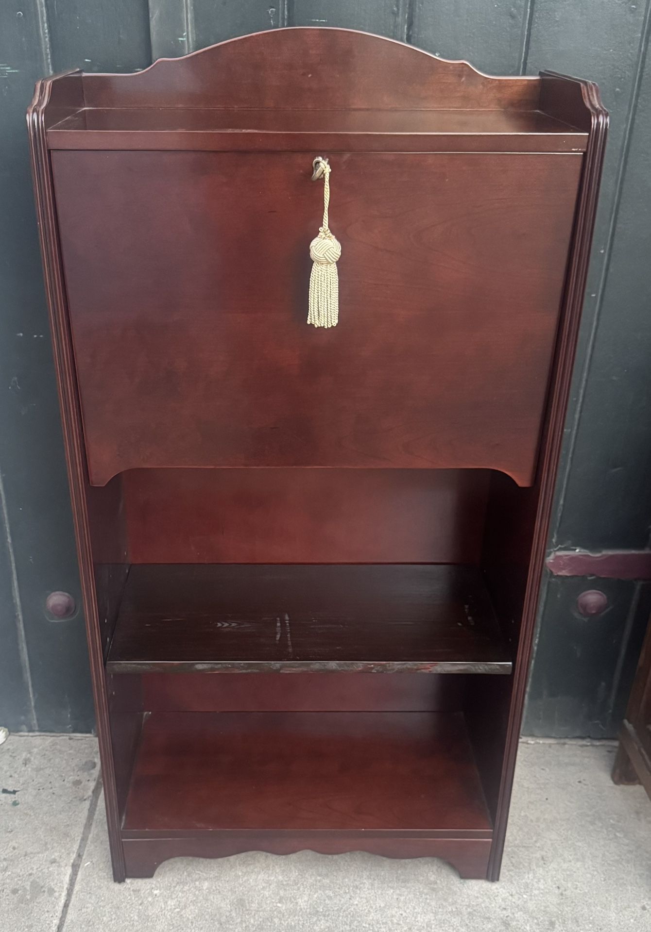 Beautiful Bombay Company Mahogany Secretary Desk - 24x10 ½x47  