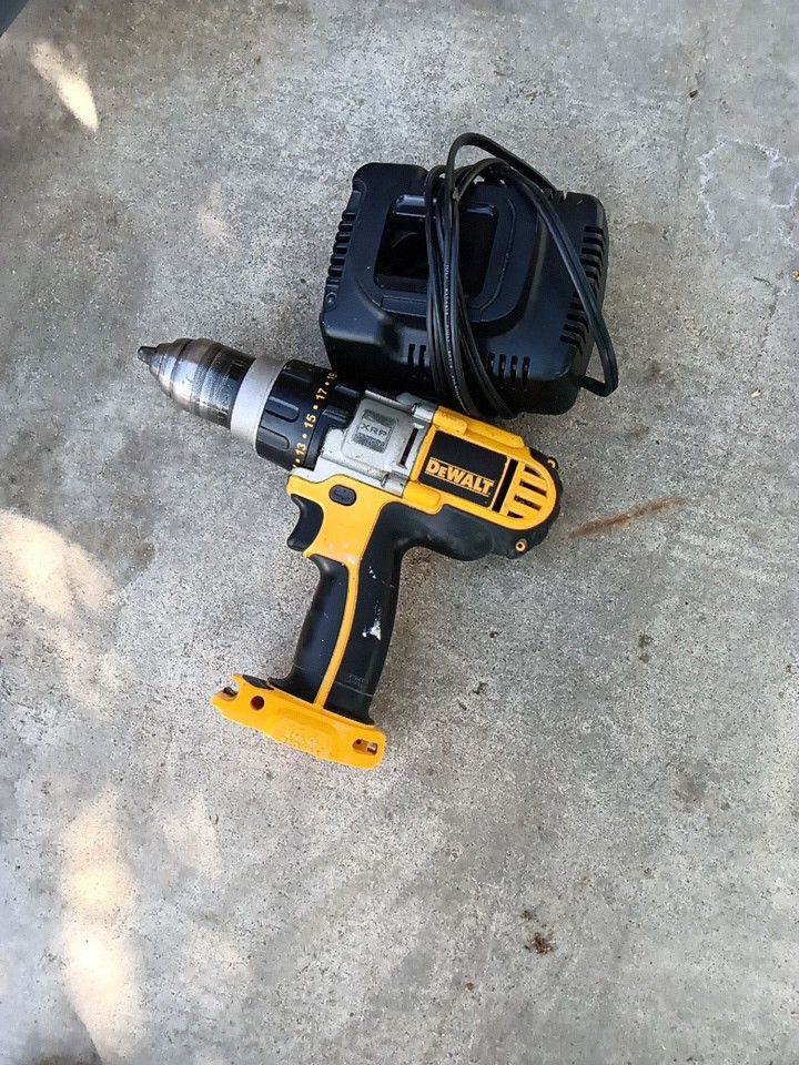 DeWalt Drill Dcd920
