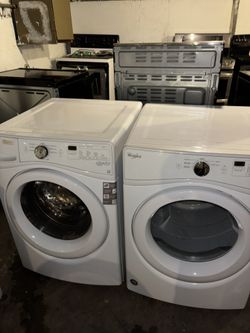 Whirlpool Washer And Dryer Stackable Set 