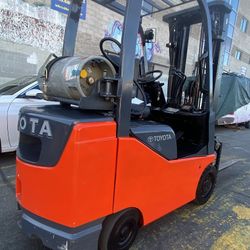 Toyota Forklift 