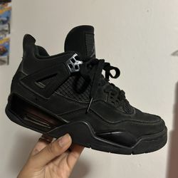 Jordan 4's Black cats