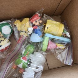 Full Set Of 8 Mario Mc Donald Toys