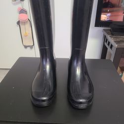 Black Rainboots Size 7
