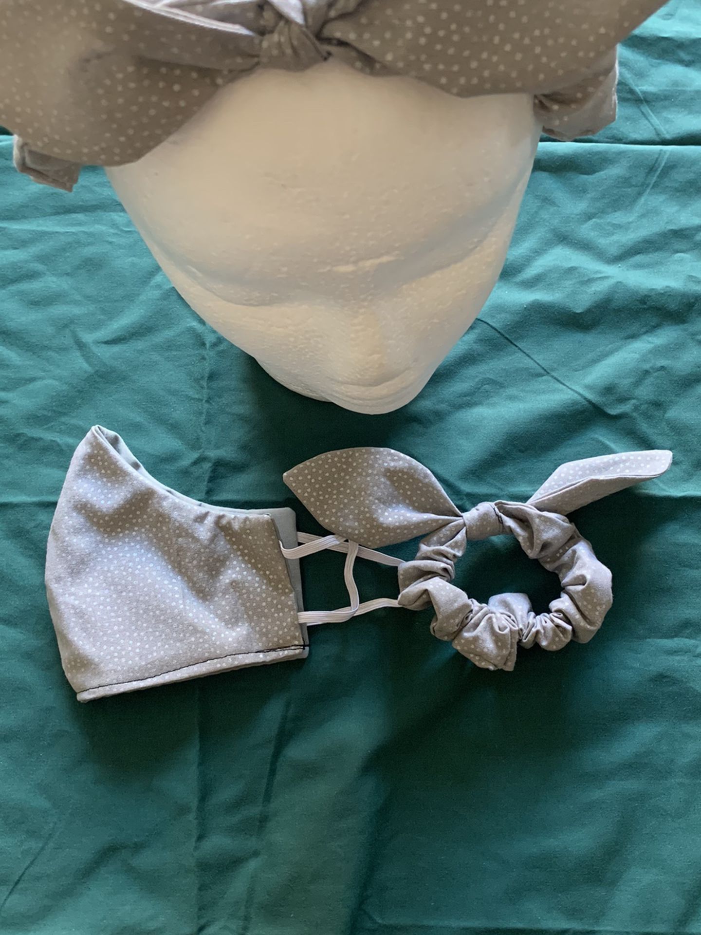 Face Mask With Headband And Scrunchie Set