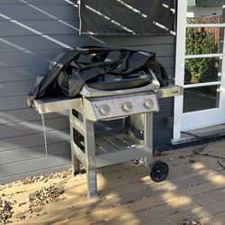 Free stuff! Moving, must go. Pick up only