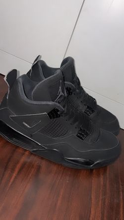 Air Jordan 4 Retro Black Cats (Size 12 Men) Sneakers