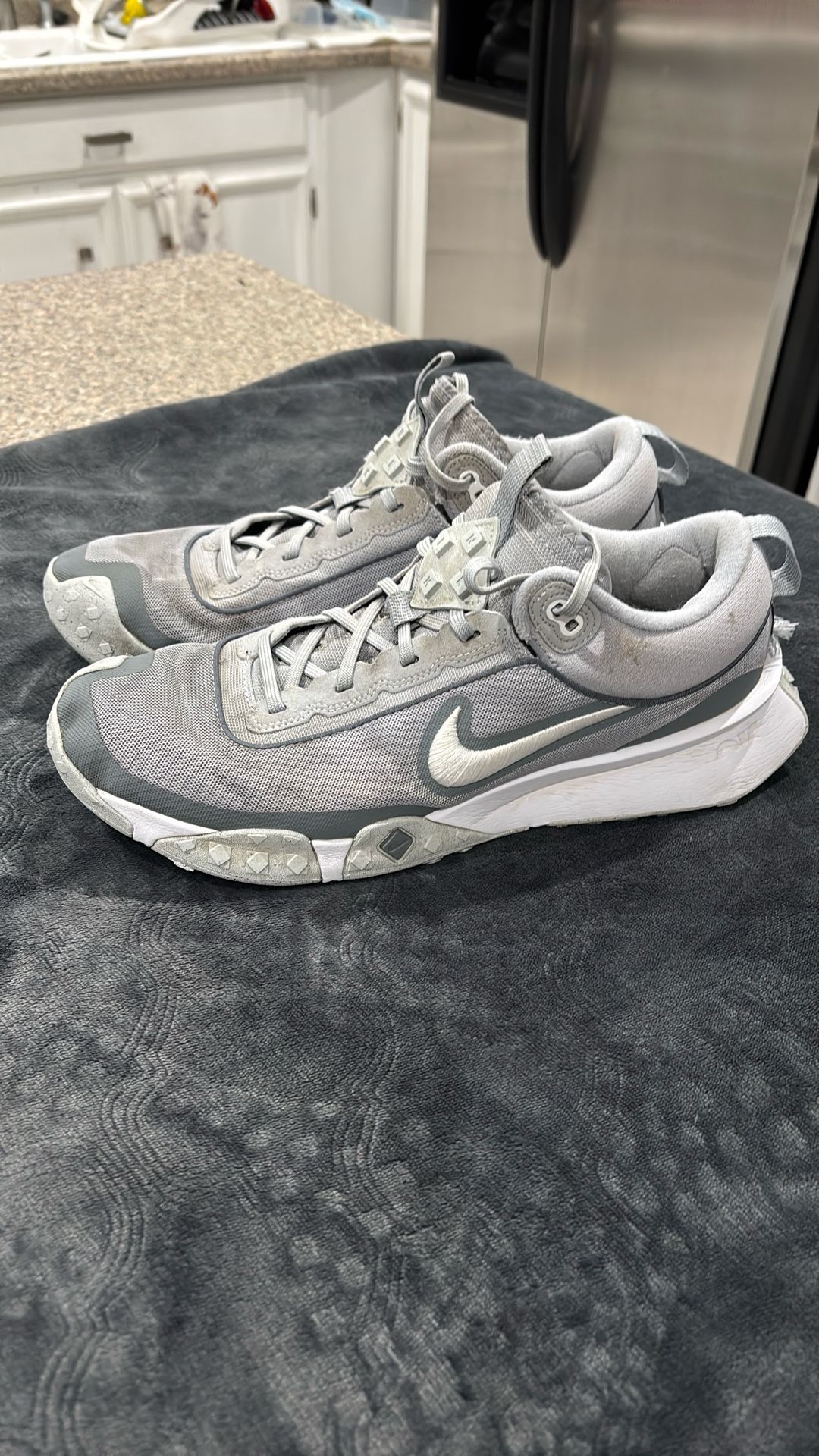 Men’s Nike Baseball Turf Shoes - Size 12
