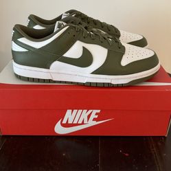 New Nike Dunk Low