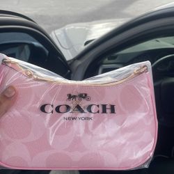 COACH Teri Shoulderbag