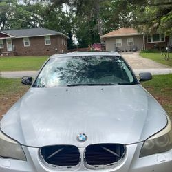 2004 BMW 530i