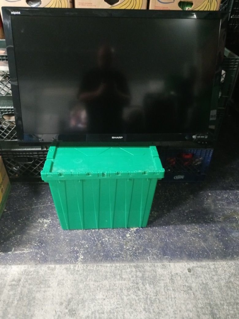 Sharp TV 39 1/2.   24 And A Half.  $85.00
