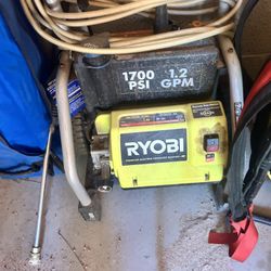 Air Compressor 70 Bucks Jacks 25 Each Chain Saw 50 