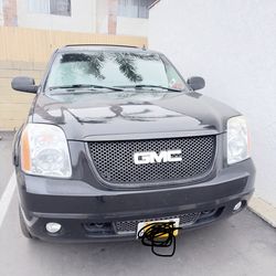 GMC YUKON
