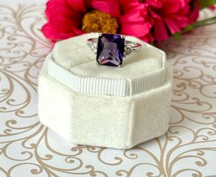 Sterling Silver Purple Princess Ring, Size 8