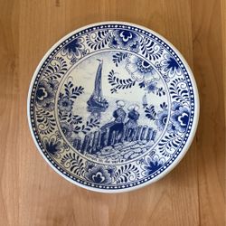 Delfts Blauw Holland Plate Unusual Design  . Buyer Pays Postage Where Applicable