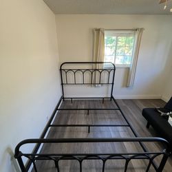 Bed Frame With Mattress And Drum, Cama Completa