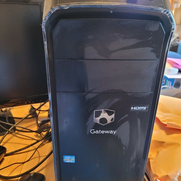 Gateway Intel Computer, HKC 24" Monitor