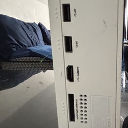 Xbox Series X, Beat By Dre Solo 4s