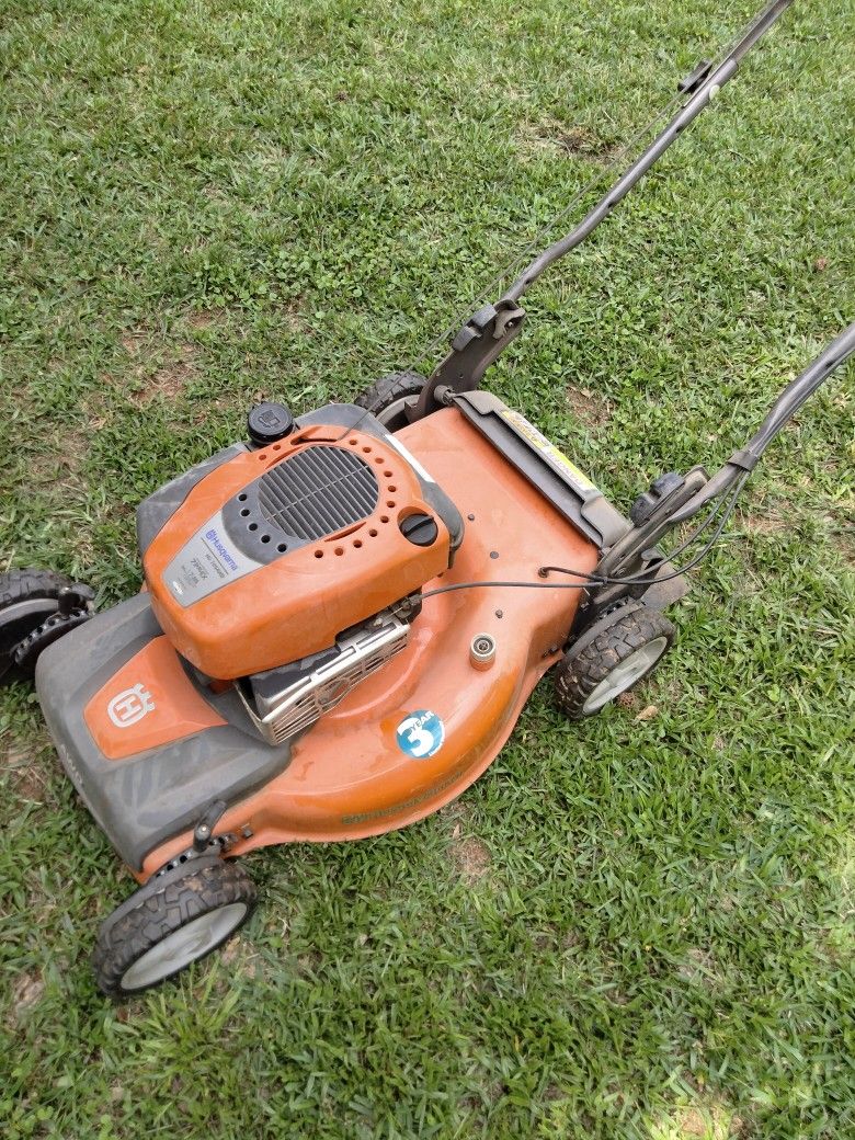 AWD Lawnmower