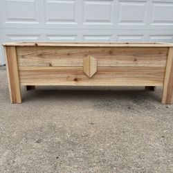 Short Cedar Planter Box 