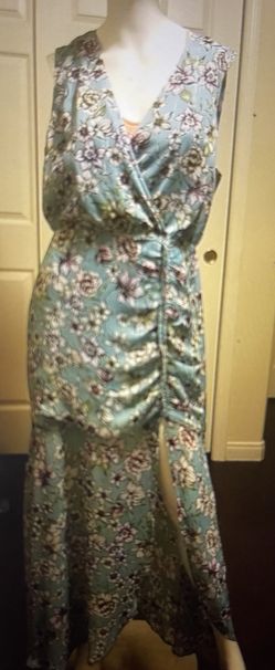 Dress Guess Brand/New/Lg