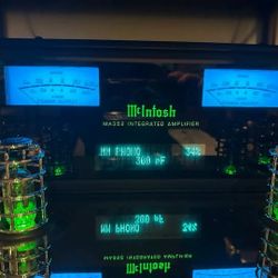 McIntosh MA352