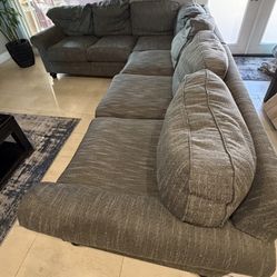Sectional Couch 