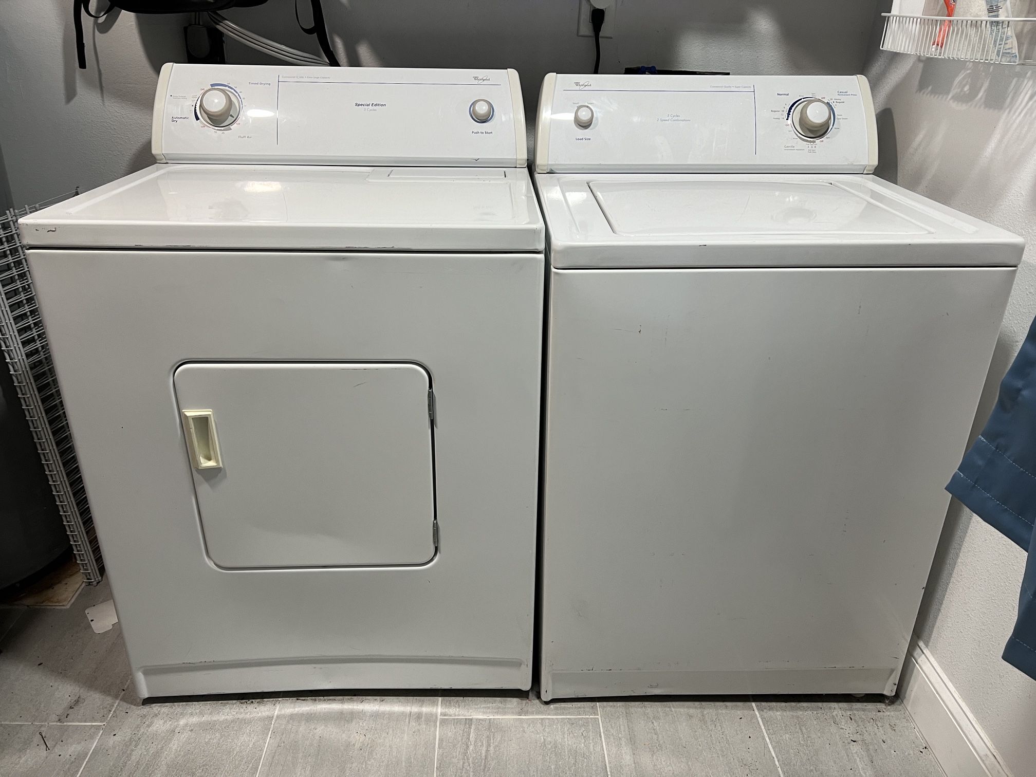 Matching Whirlpool Washer And Dryer Set