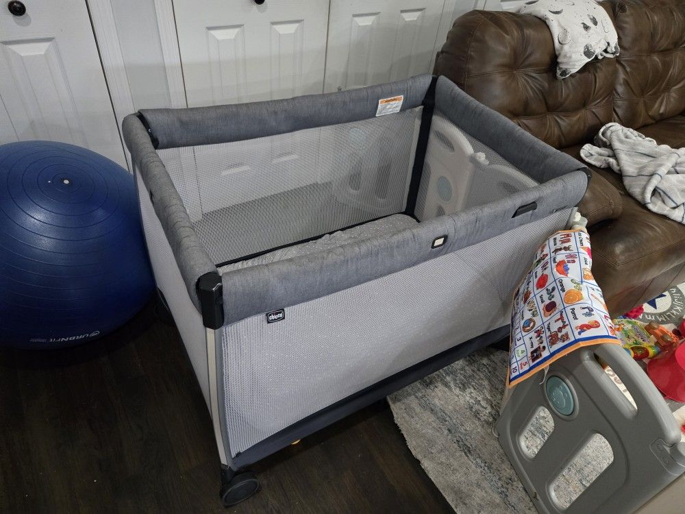 Portable Crib/play House