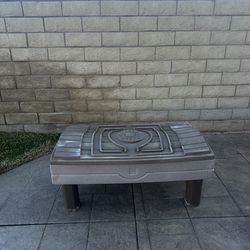 Step 2 Naturally Playful Large Sand and Water Table. With Lid and Drain