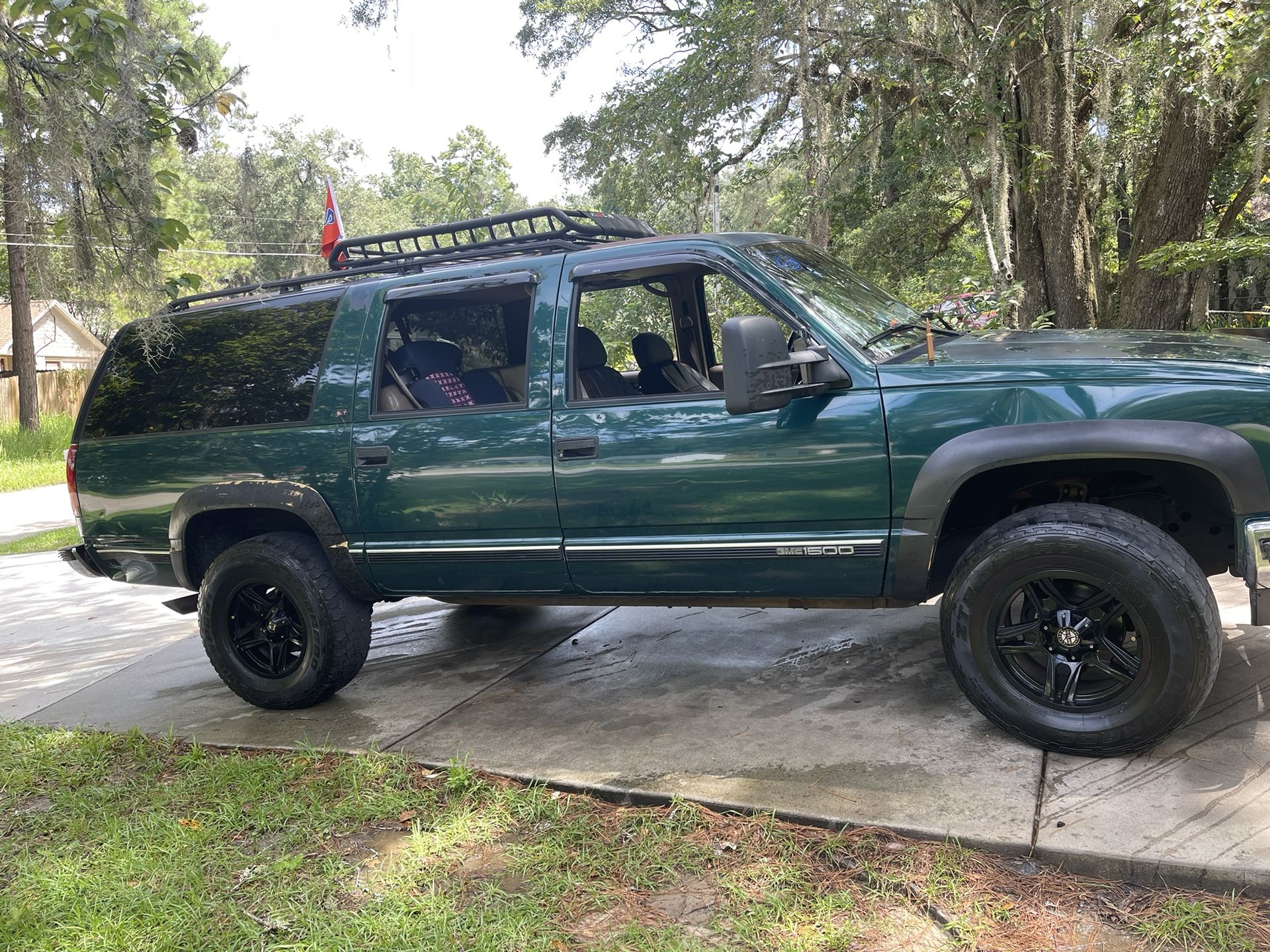 1999 GMC Suburban