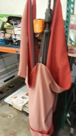 Umbrella 11 feet with led light. Missing the tail pipe