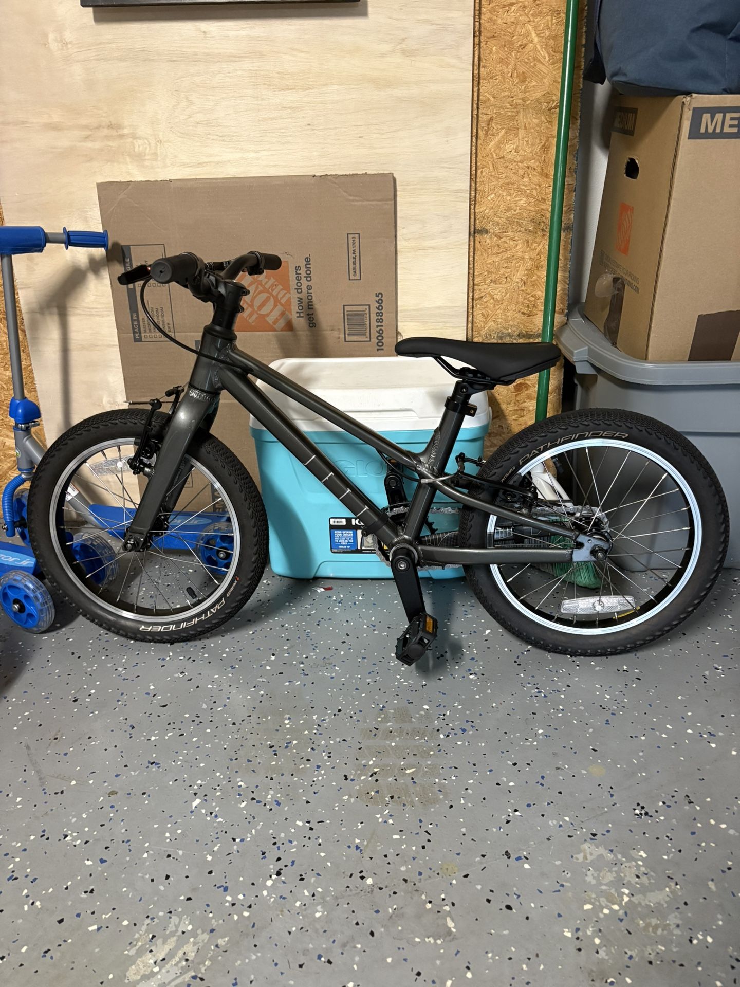 16” Specialized Jett Kids Bike – Grey (Like New)