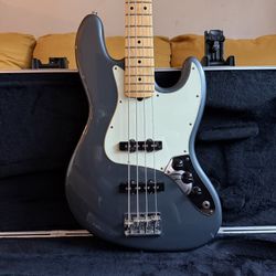 2008 Fender American Standard Jazz Bass Charcoal Frost Metallic w/OSHC