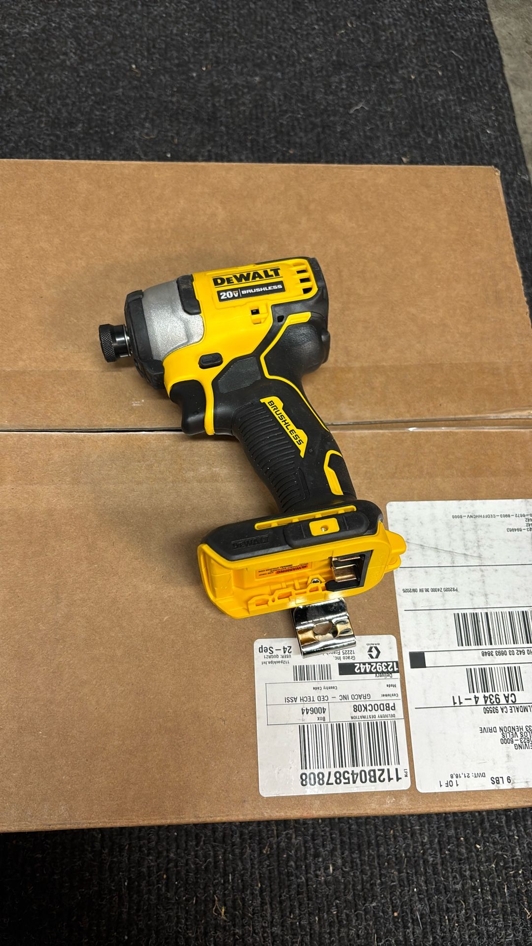 DeWalt 20V Atomic DCF809 Impact Drill