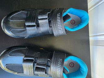 Shimano cycling shoes, Cleats Include. Size 39